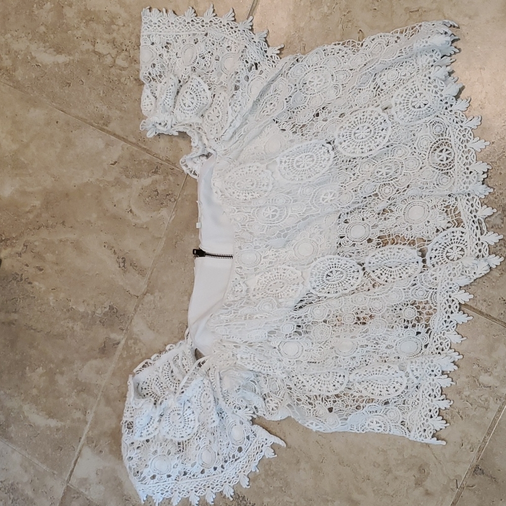 Tularosa Womens Amelia Crochet Guipure Lace Off the Shoulder Top Size M in White - Picture 3 of 5